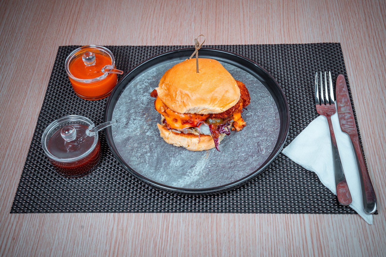 Burger Crispy Chicken & Cheddar